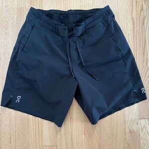 On Cloud Run Shorts